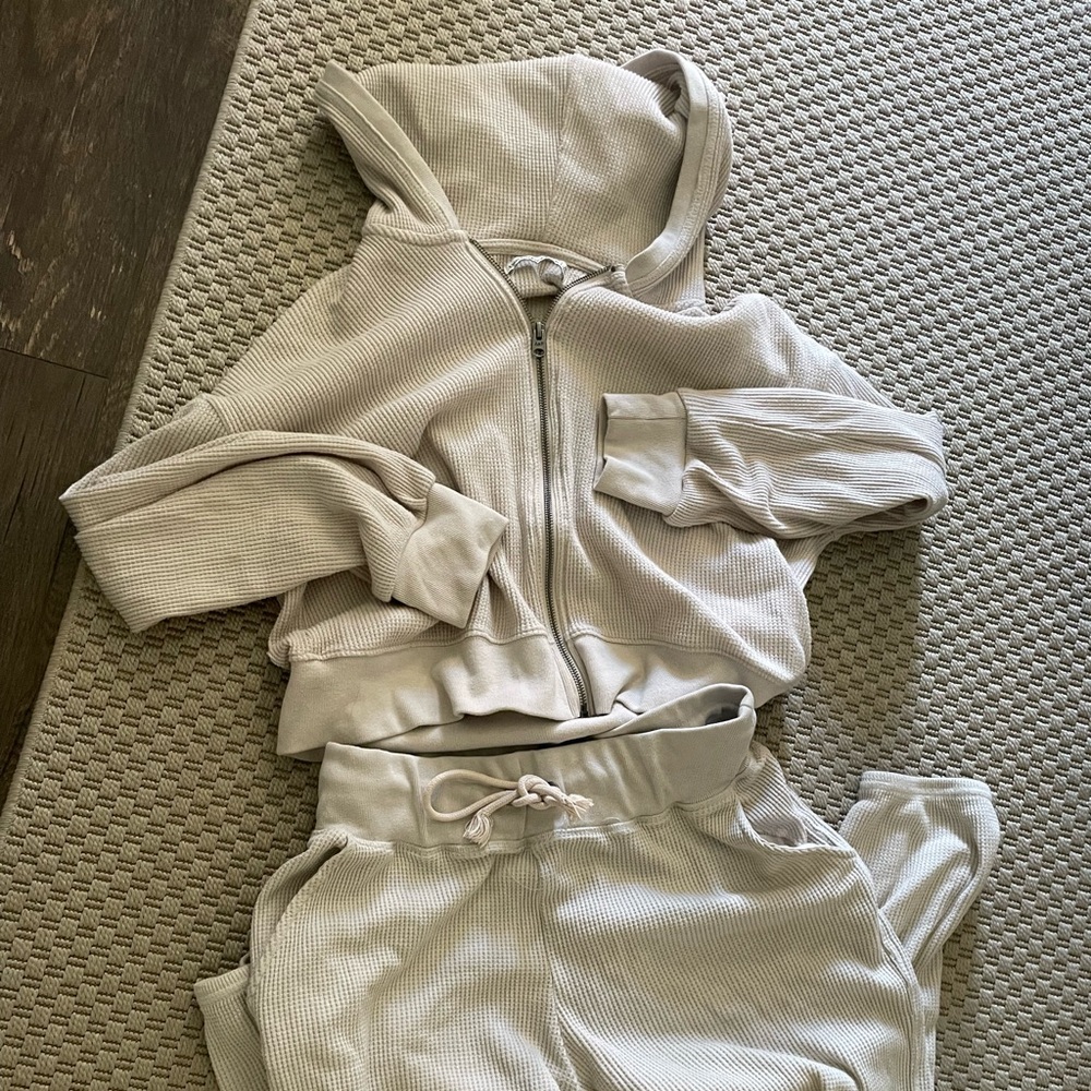 Abercrombie set